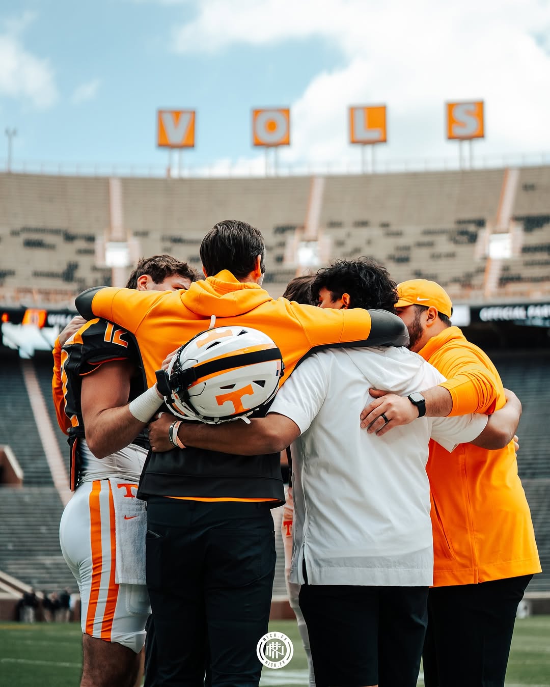 Tennessee Vols team huddle at Neyland Stadium